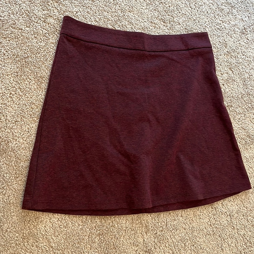 Maroon mini skirt from forever 21